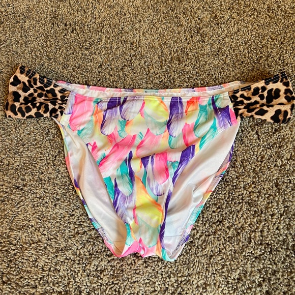 Victoria Secret PINK Bikini Bottom. Size Large. - Picture 4 of 7